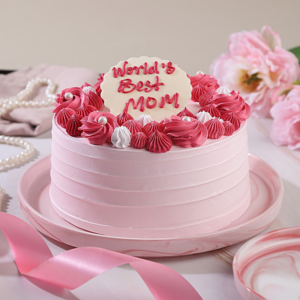 The way to mom’s heart? A scrumptious cake is a classic gift idea for moms
